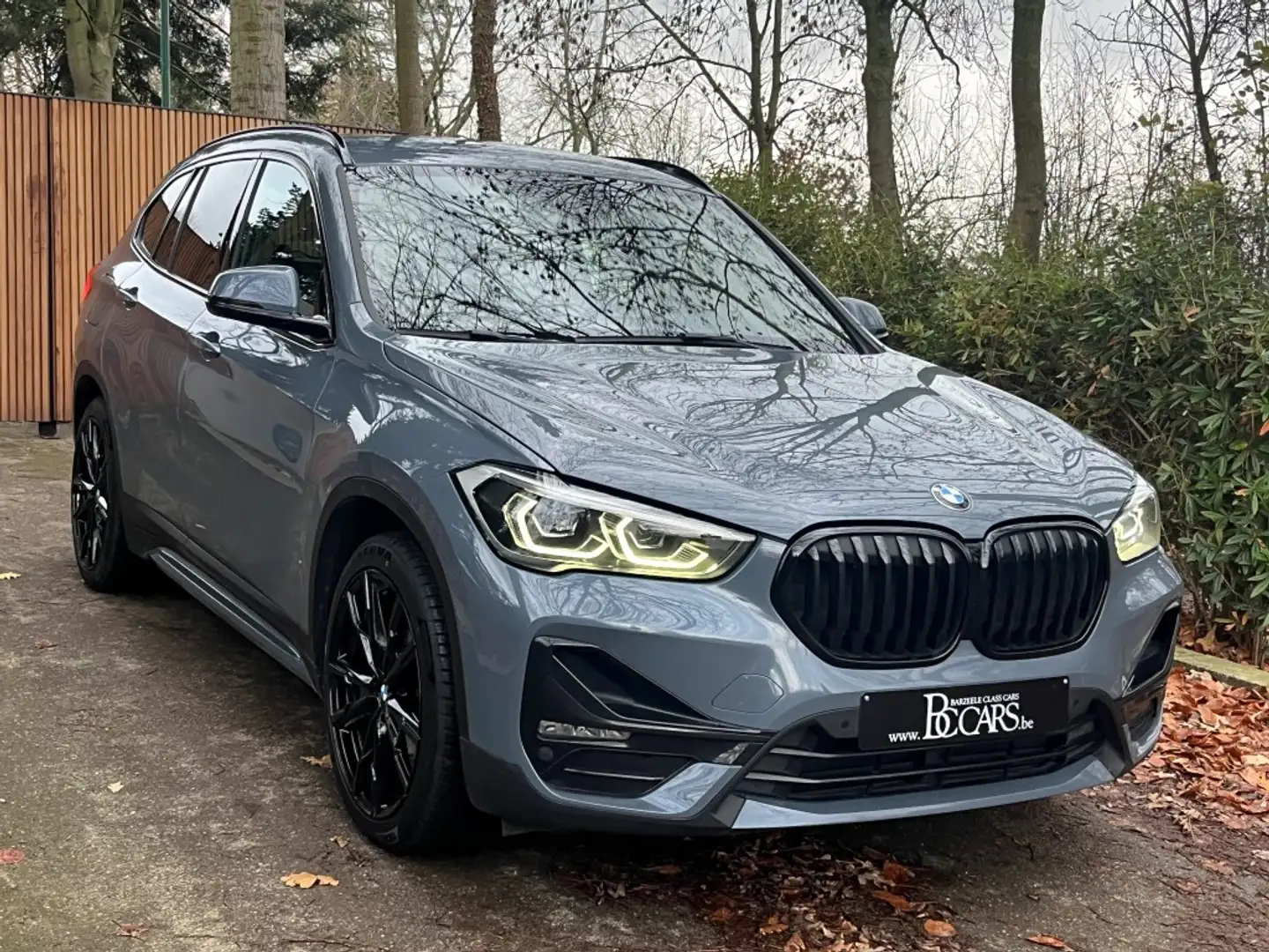 BMW X1 25e Led-Head Up-Prof-Sfeerverlichting-Leer-Cam19" Gris - 1