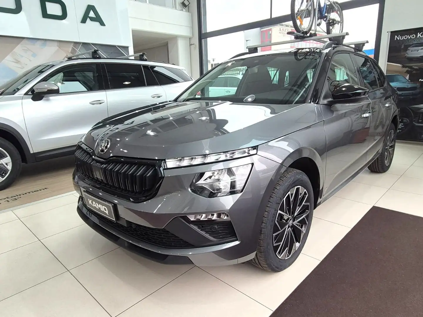 Skoda Kamiq Kamiq 1.0 TSI 115 CV 130 Edition NUOVA DA IMMATR Grau - 1