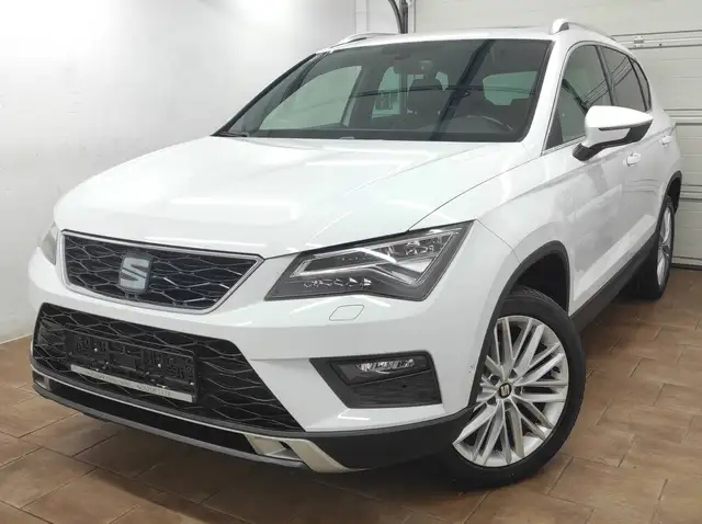 SEAT Ateca 1.5 TSI LED NAVI EURO-6 KAMERA BC TEMP PANO SHZ ZV