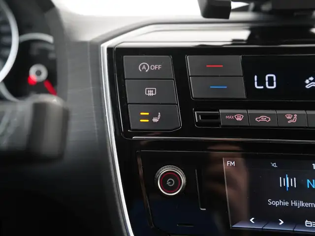 Volkswagen up! view 13