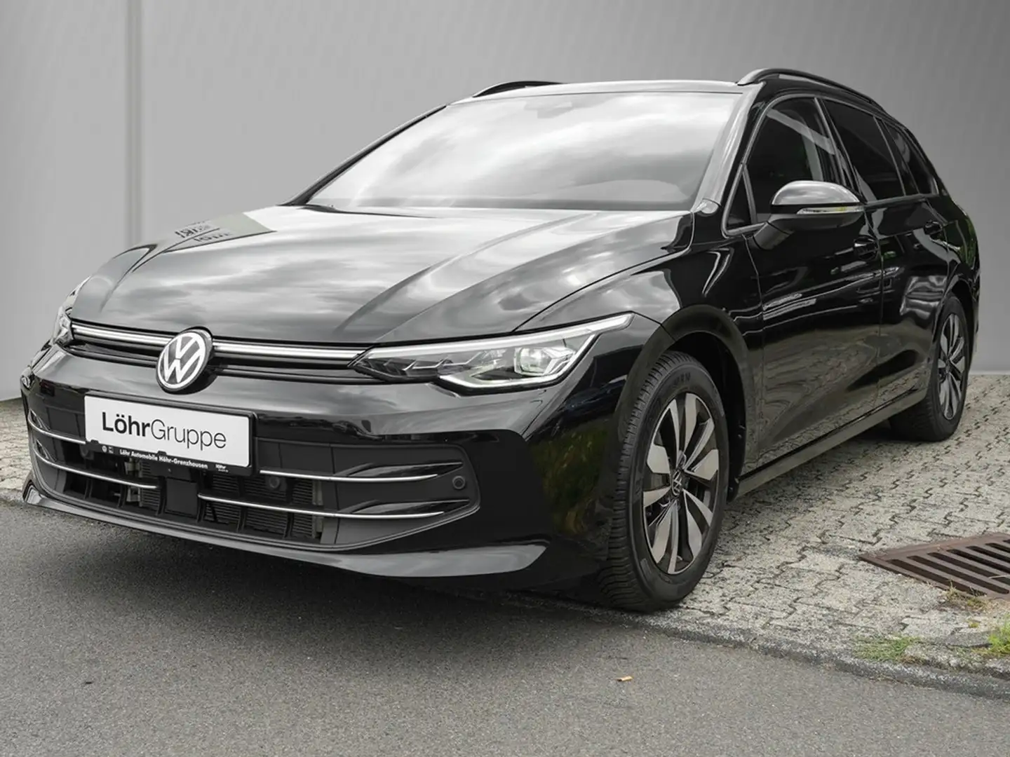 Volkswagen Golf VIII Variant 1,5 TSI Goal,AHK,LED,Apple Car Pla... Schwarz - 2