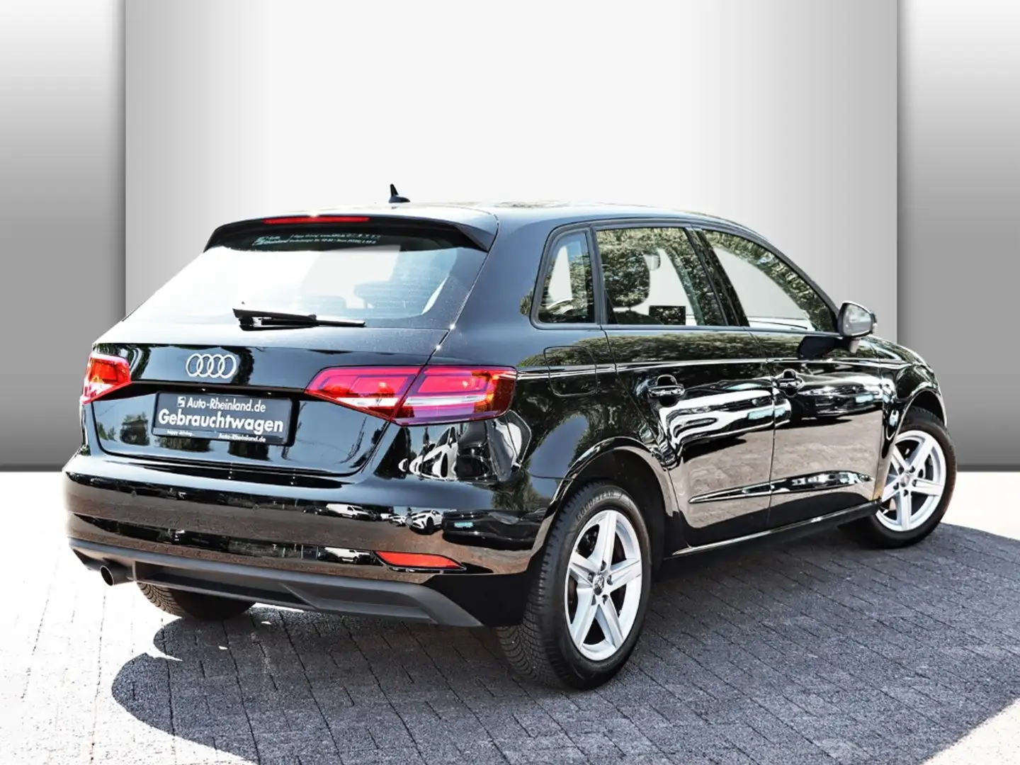 Audi A3 Sportback 1.0 TFSI S tronic PANO/XENON/GJR Negro - 2