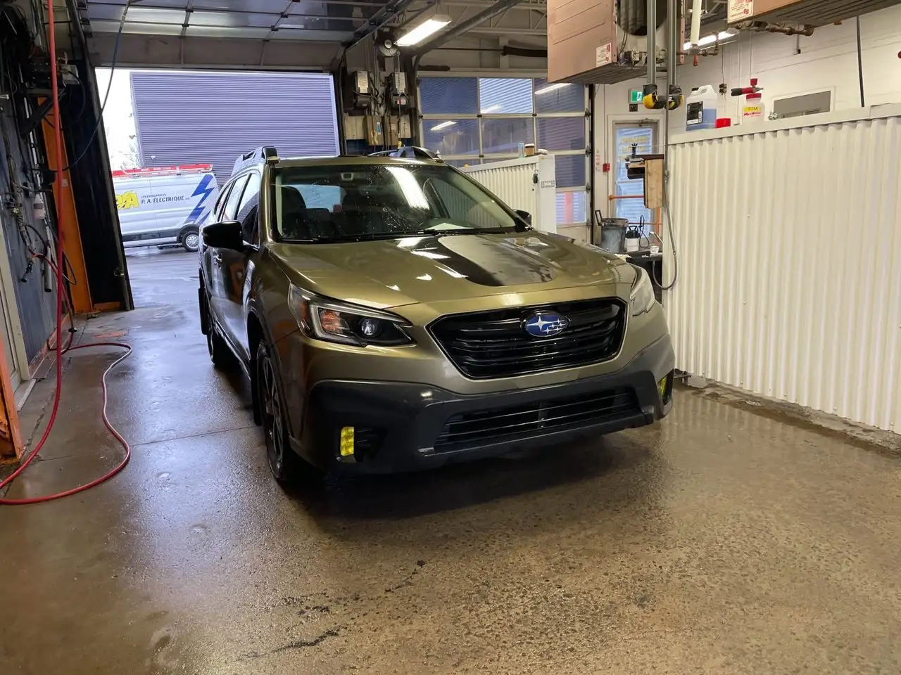Subaru OUTBACK снимка Subaru OUTBACK