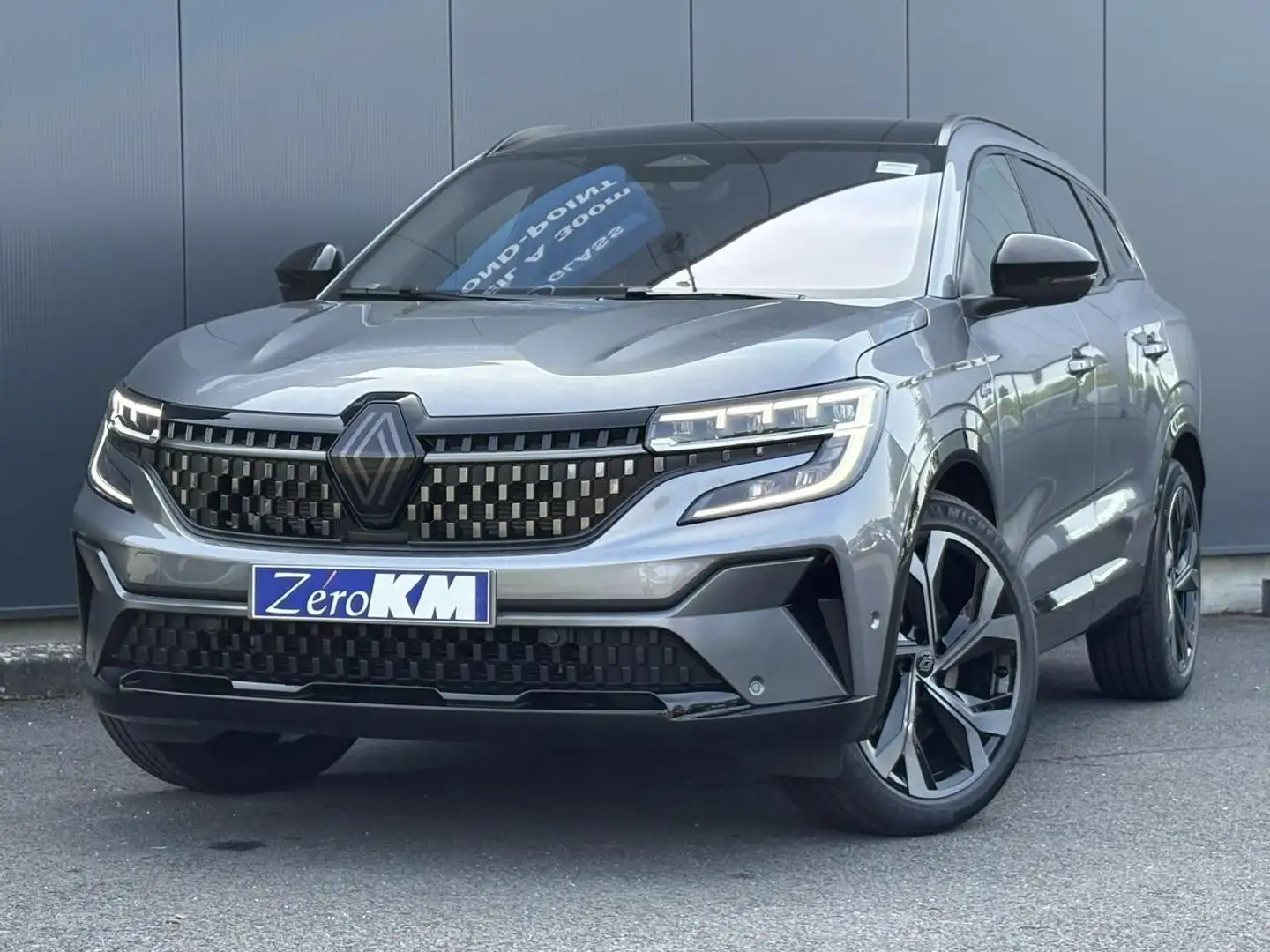 Renault Espace E-Tech Full Hybrid 200 Esprit Alpine avec Toit pan Gris - 2