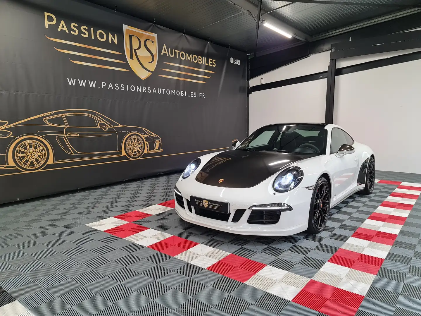 Porsche 911 911 Carrera 4 Coupé 3.8i 430 GTS PDK Blanc - 1