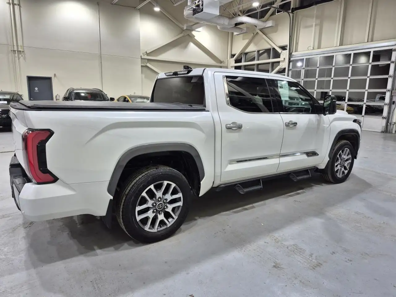Toyota Tundra снимка Toyota Tundra