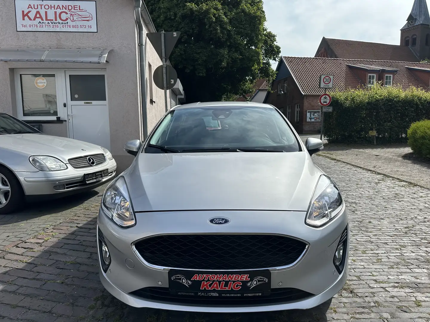 Ford Fiesta 1.0 EcoBoost Cool&Connect Gris - 2