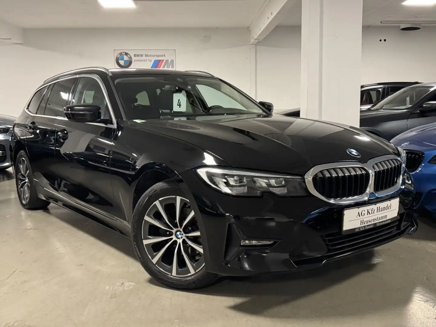BMW 318 d PANO/Leder/DigTacho/HiFi/SPUR/Sportsitze Noir - 1