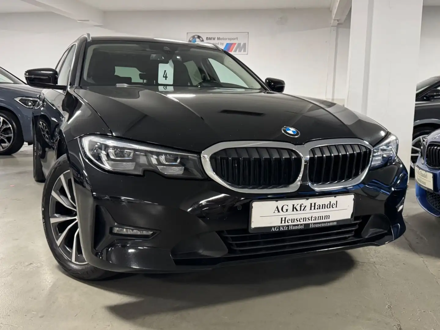 BMW 318 d PANO/Leder/DigTacho/HiFi/SPUR/Sportsitze Noir - 2