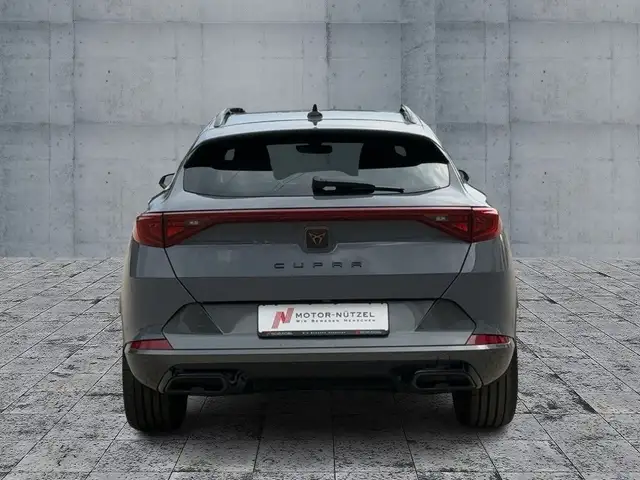 Cupra Formentor view 5