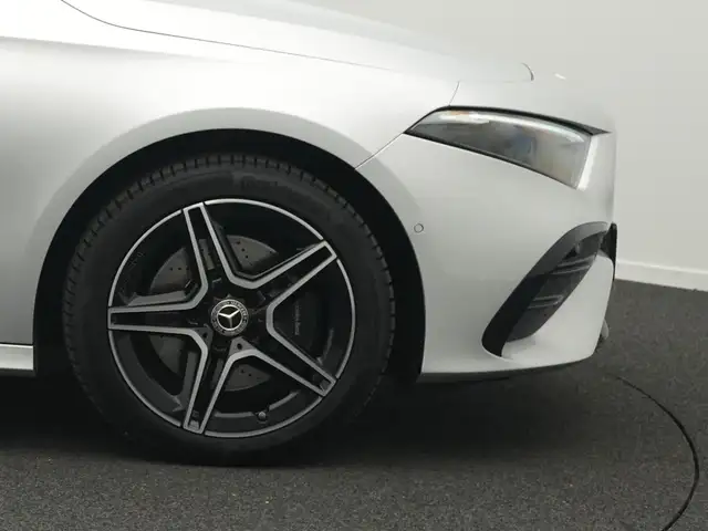 Mercedes-Benz A-Class view 8