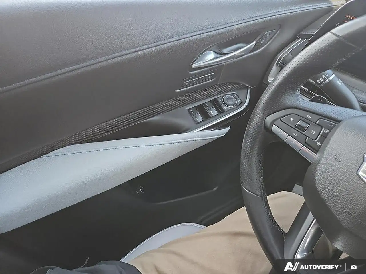 Cadillac XT4 снимка Cadillac XT4