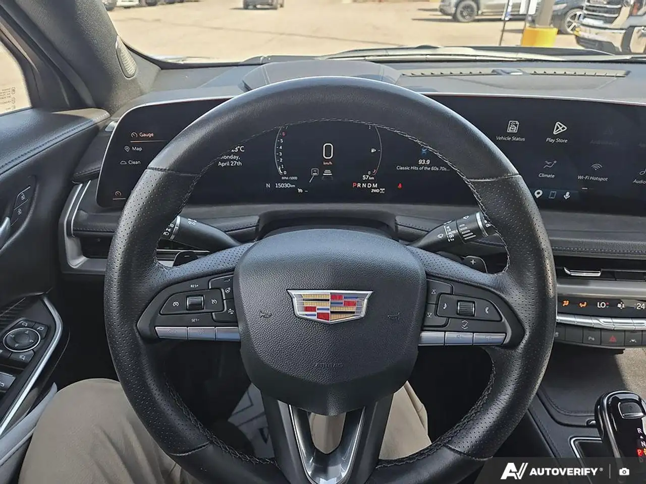 Cadillac XT4 снимка Cadillac XT4