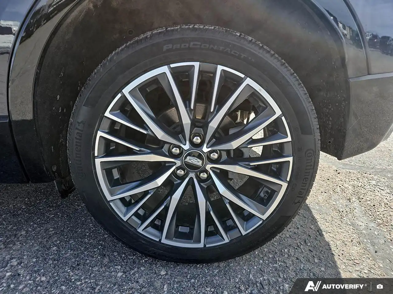 Cadillac XT4 снимка Cadillac XT4