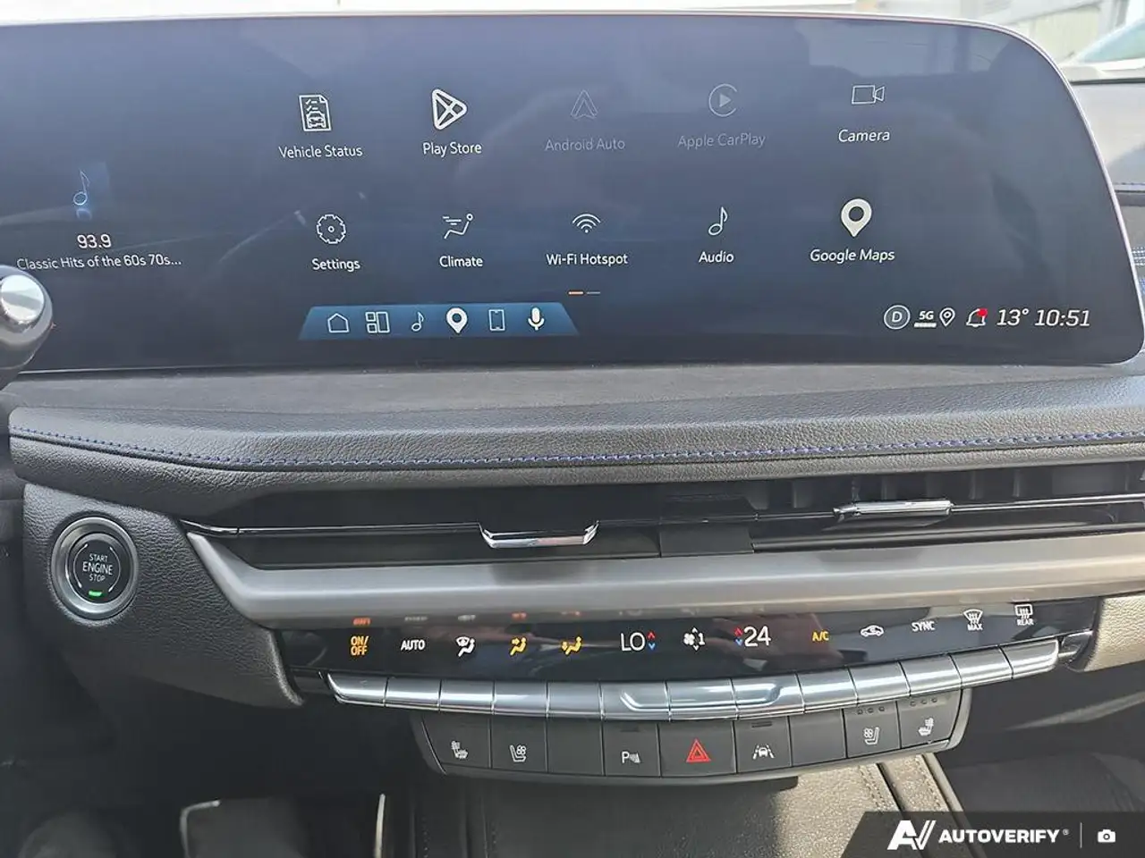 Cadillac XT4 снимка Cadillac XT4