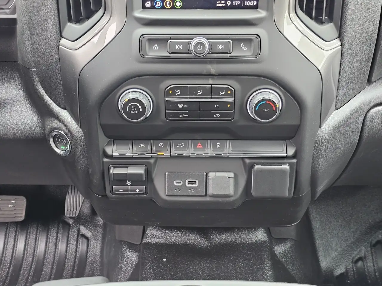 Chevrolet Silverado 1500 снимка Chevrolet Silverado 1500
