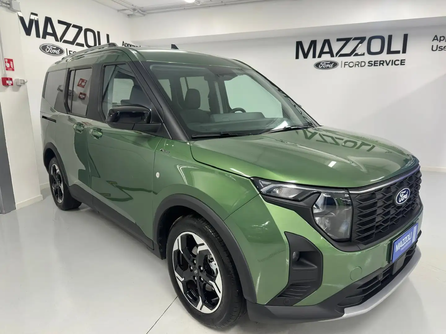 Ford Tourneo Courier Active 1.0 EcoBoost 125cv Verde - 1