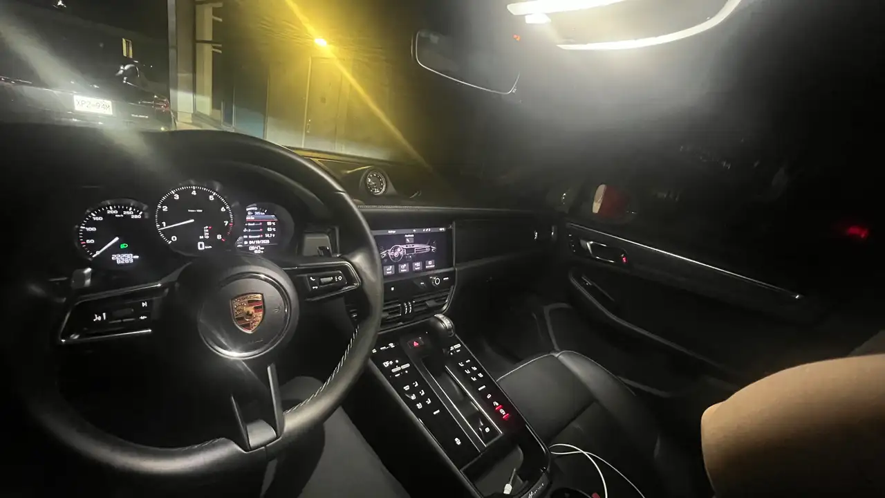Porsche Macan снимка Porsche Macan