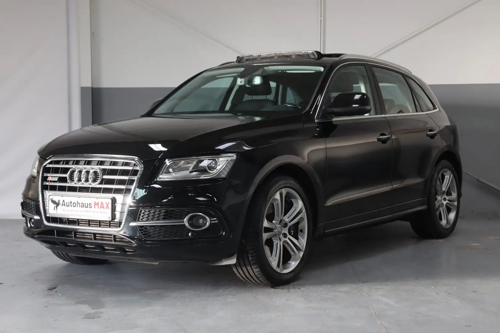 Audi SQ5 3.0 TDI quattro~Panorama~ACC~Kam~Nav~1.Hand Černá - 1
