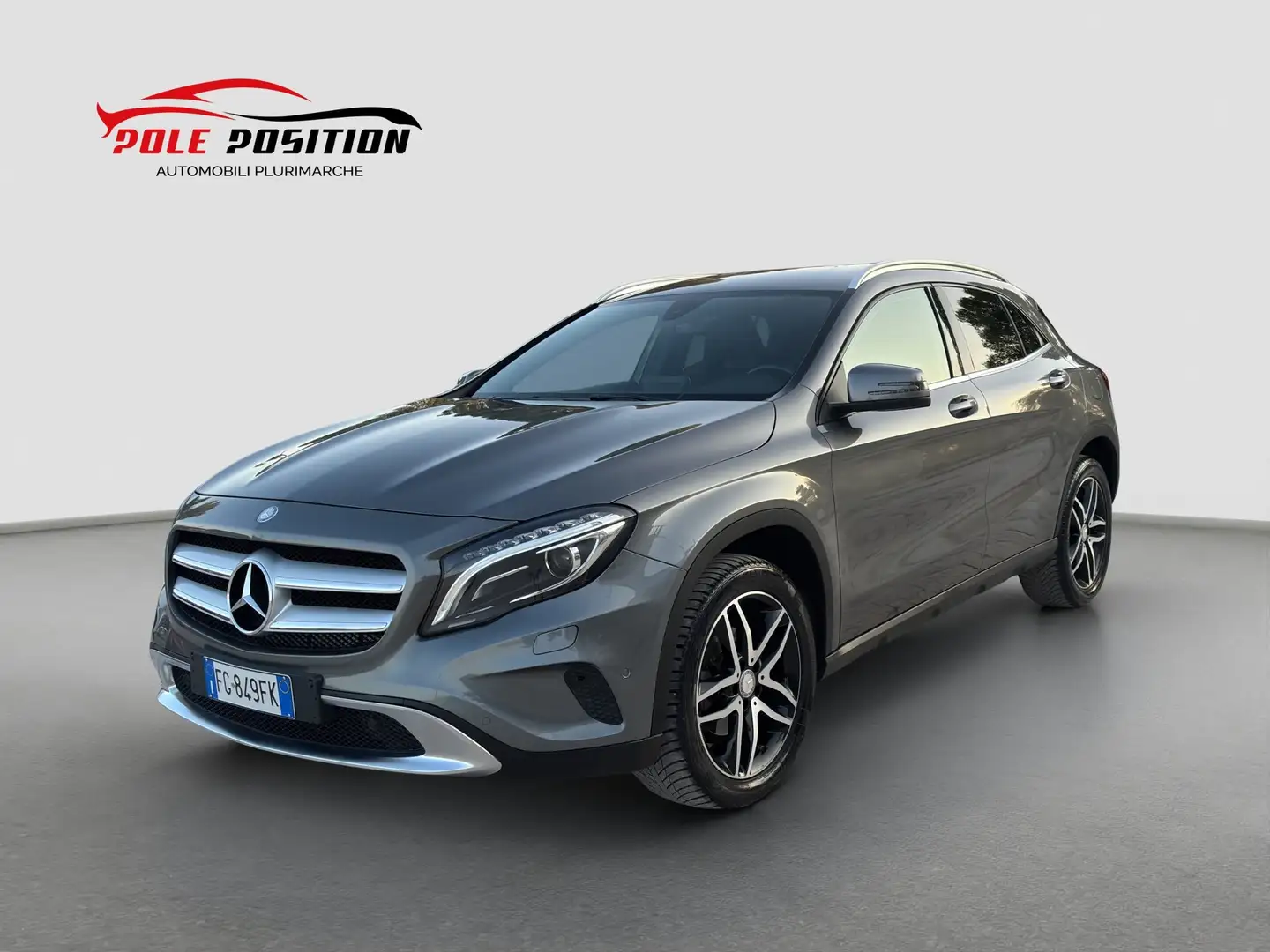 Mercedes-Benz GLA 200 GLA-X156 2014 d (cdi) Sport 4matic auto Grigio - 1