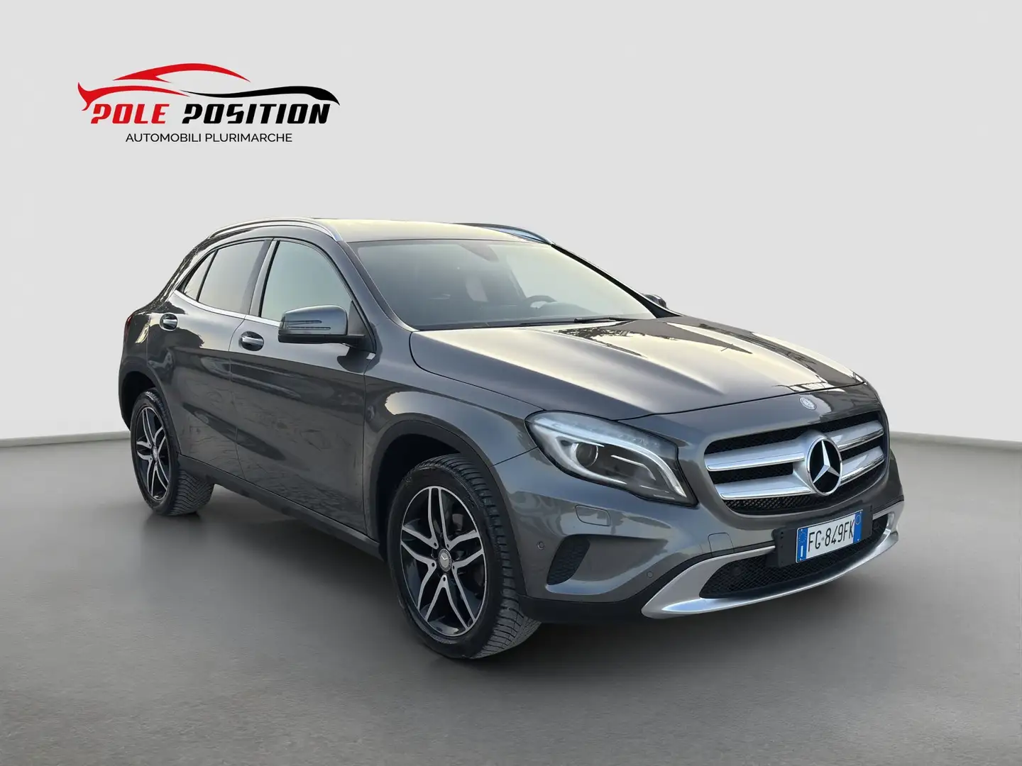 Mercedes-Benz GLA 200 GLA-X156 2014 d (cdi) Sport 4matic auto Grigio - 1