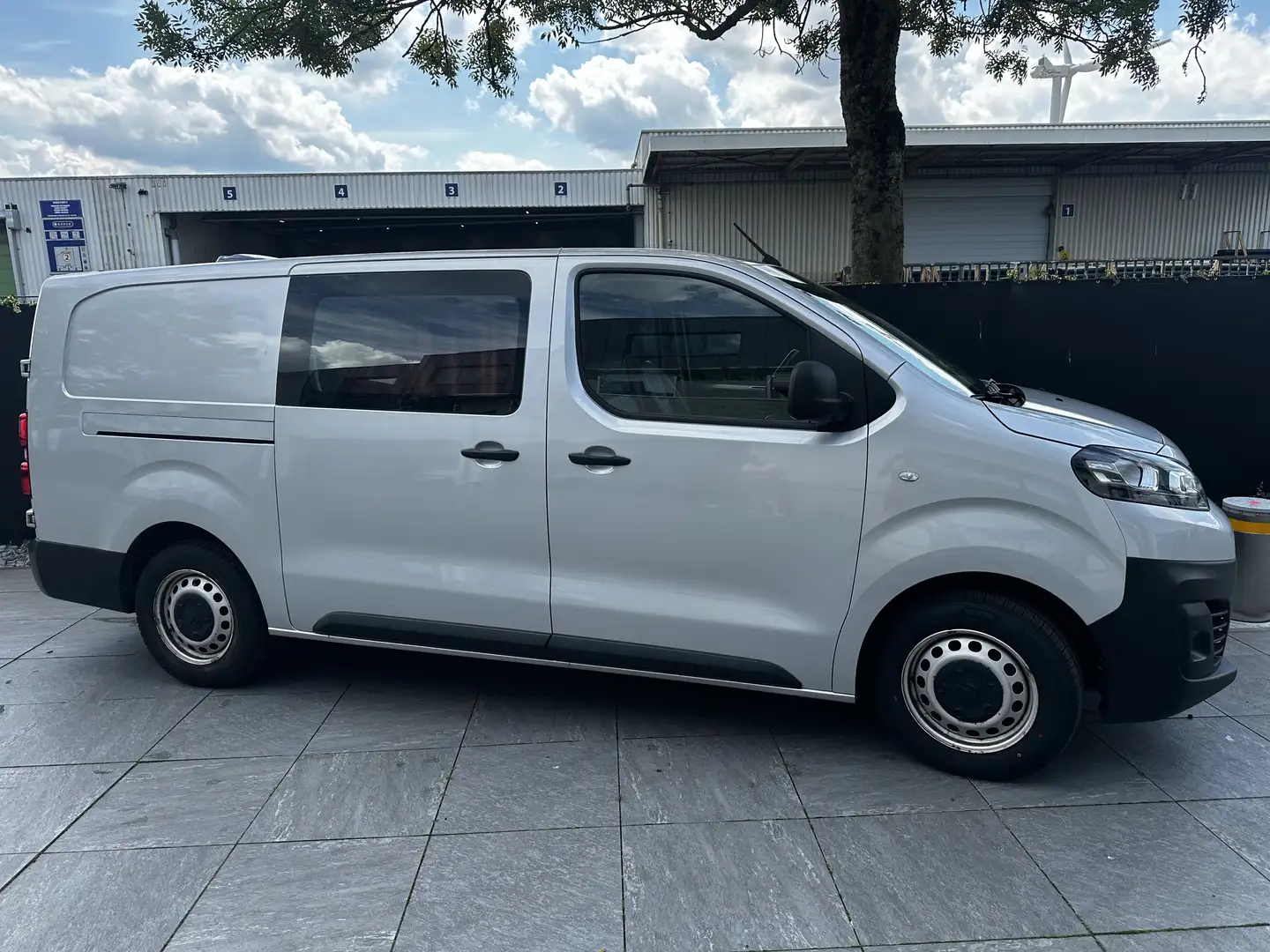 Citroen Jumpy Eco XL BlueHDi 150 Profi Ezüst - 1