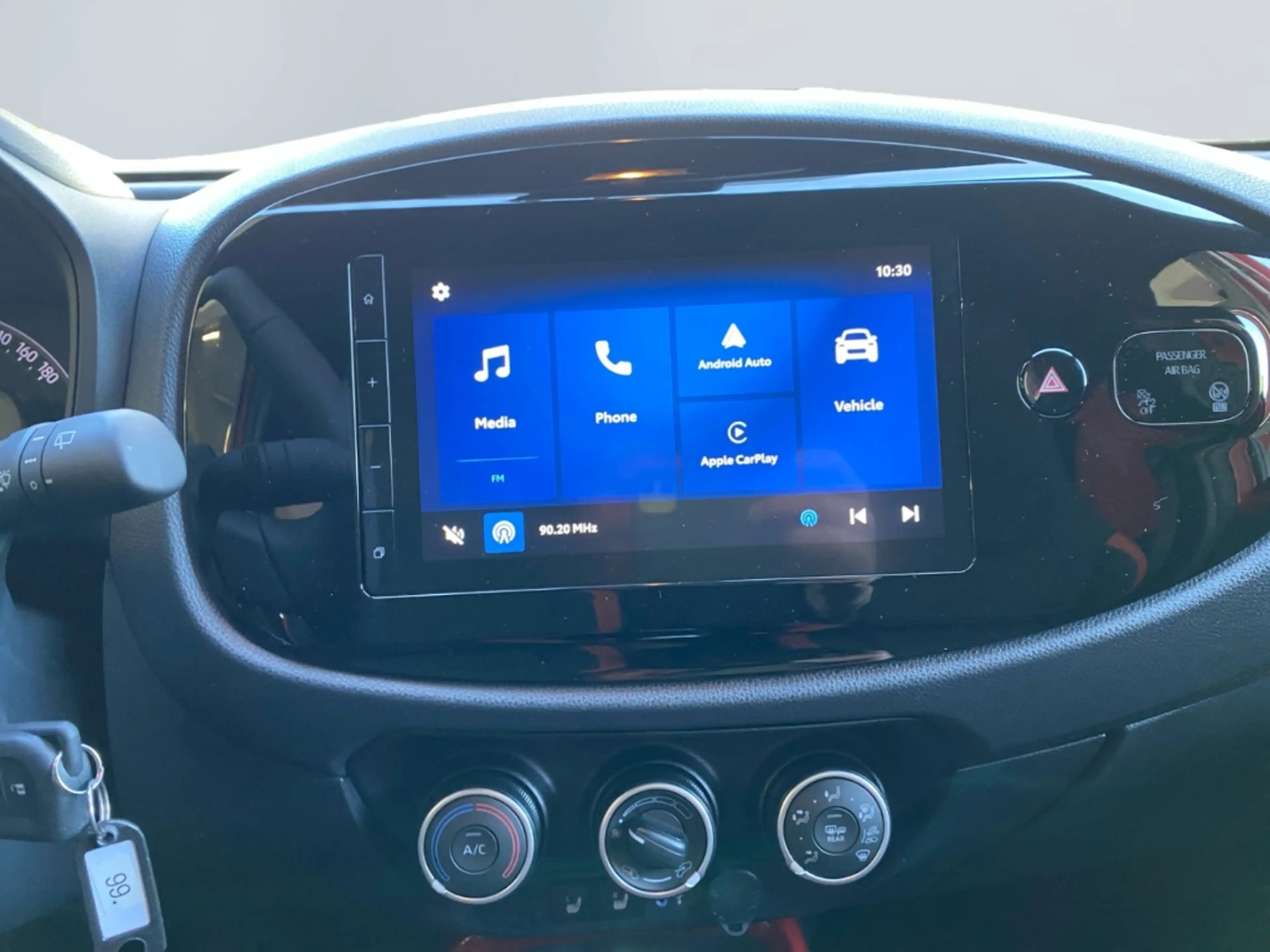 Toyota Aygo X Teamplayer *ACC*CarPlay*CAM*SHZ*Bi-Tone* — photo 12