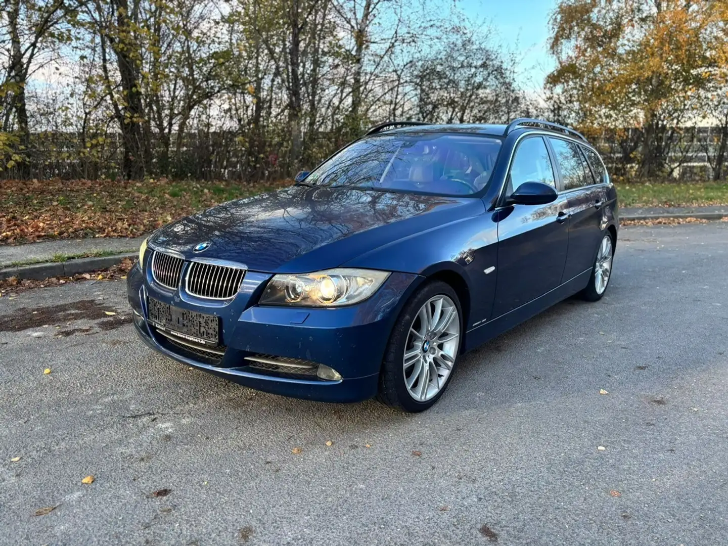 BMW 325 i touring Xen NaviProf. +im Kundenauftrag+ Blauw - 1
