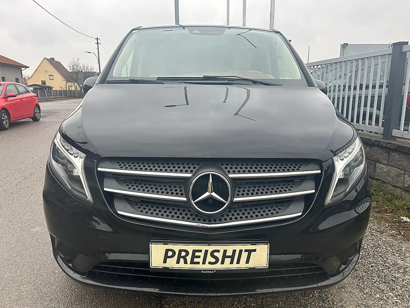 Mercedes-Benz Vito Tourer Pro 116 CDI kompakt Aut.*VIP Ausstattung* Noir - 2