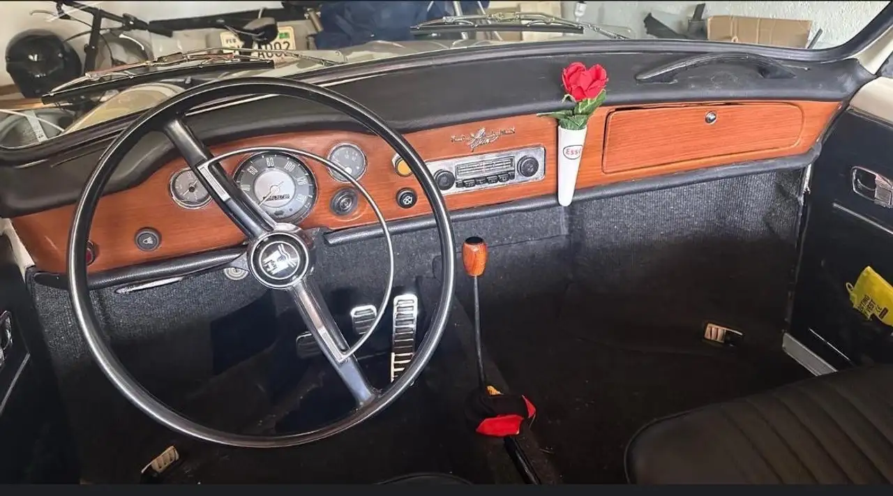 Volkswagen Karmann Ghia Cabriolet, foto 8