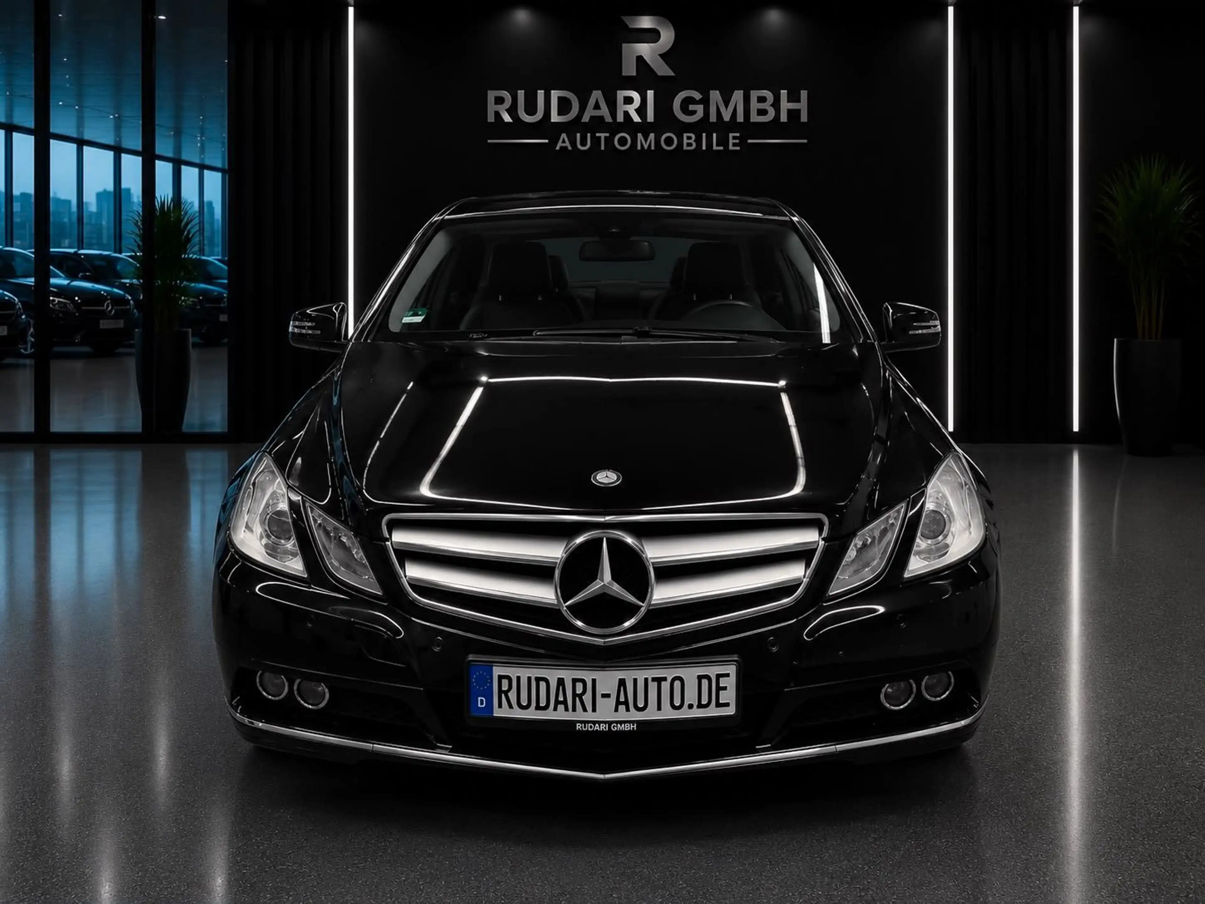 Mercedes-Benz E 250 E Coupe E 250 CGI BlueEfficiency