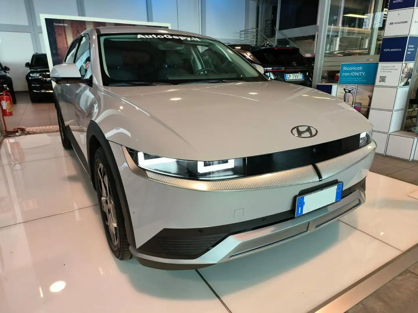 Hyundai IONIQ 5 5 72,6 kWh Innovation Grigio - 2