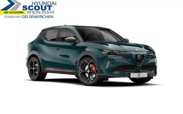 Alfa Romeo Junior Ibrida Speciale LEDER Navi el. Heckkl.