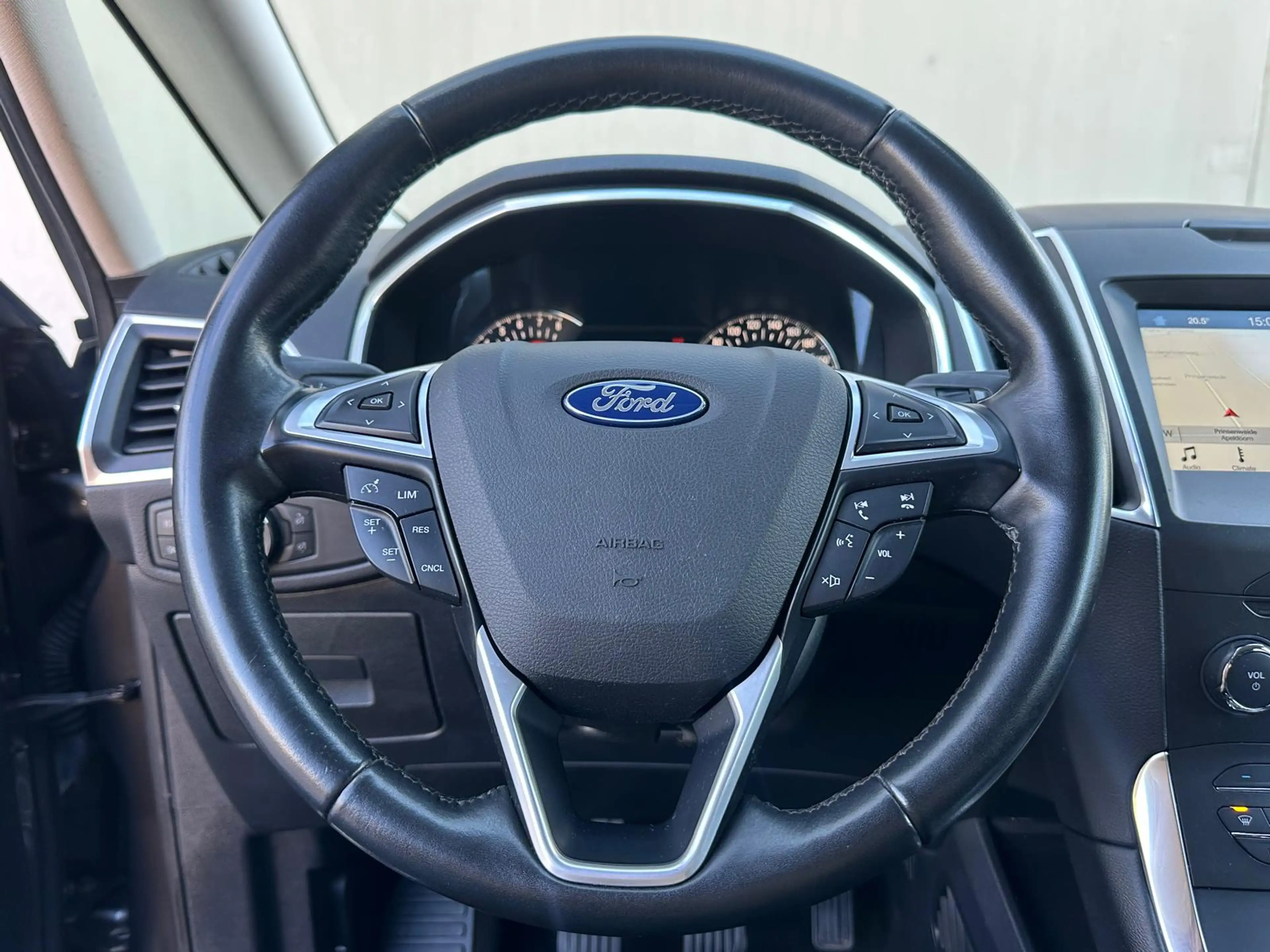 Ford S-Max 1.5 Titanium 7p. Climate C, Cruise C, Navigatie, A — photo 13