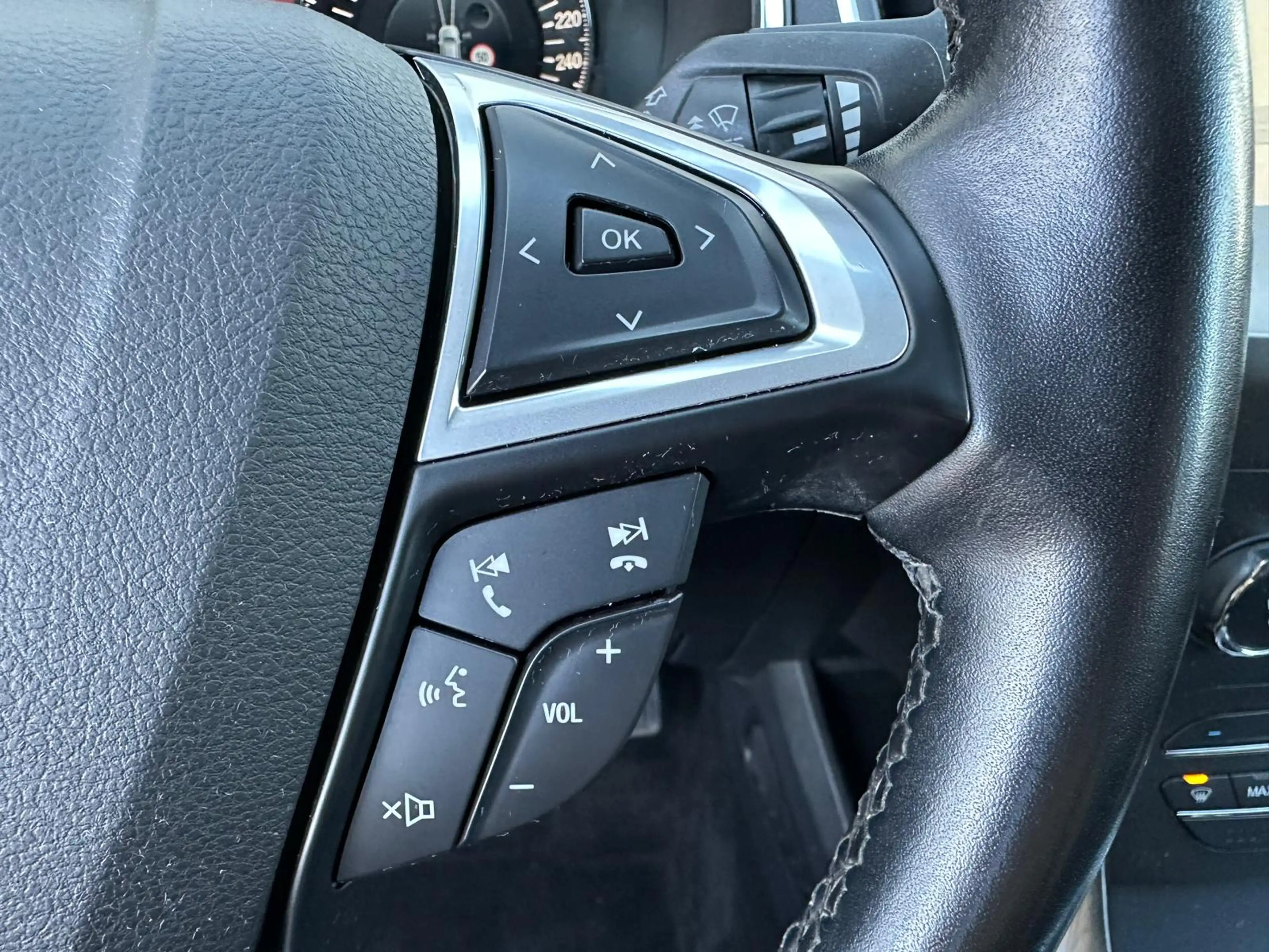 Ford S-Max 1.5 Titanium 7p. Climate C, Cruise C, Navigatie, A — photo 12