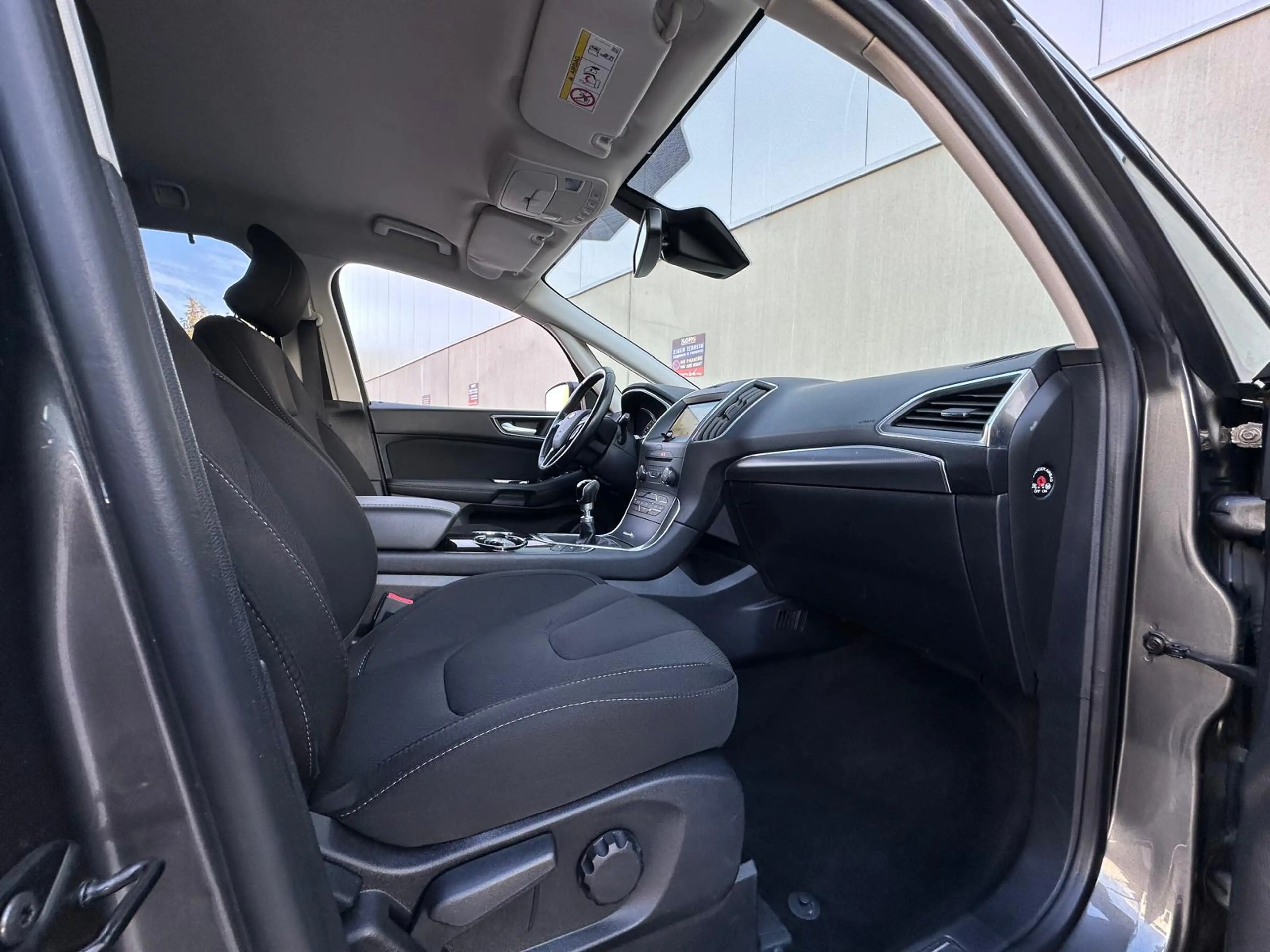 Ford S-Max 1.5 Titanium 7p. Climate C, Cruise C, Navigatie, A — photo 6