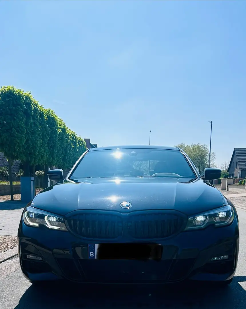 BMW 330 bmw 330e-M-Pakket-Headup-Laser Zwart - 1