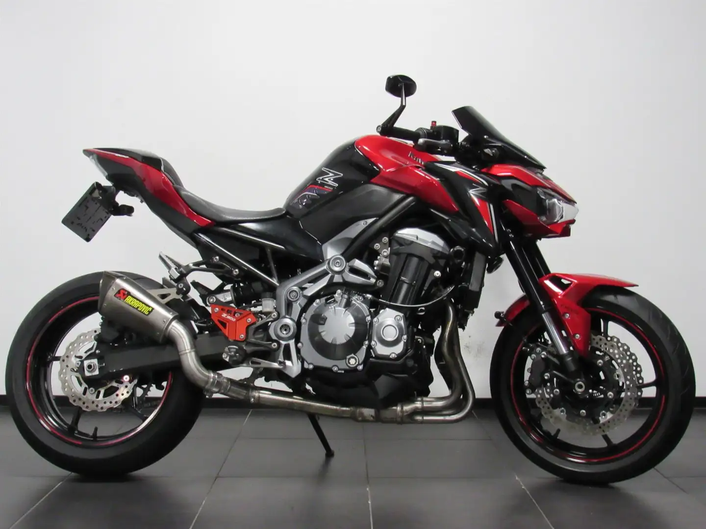 Kawasaki Z 900 ABS Rood - 1