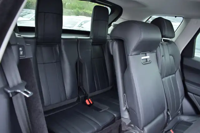 Land Rover Range Rover Sport view 10