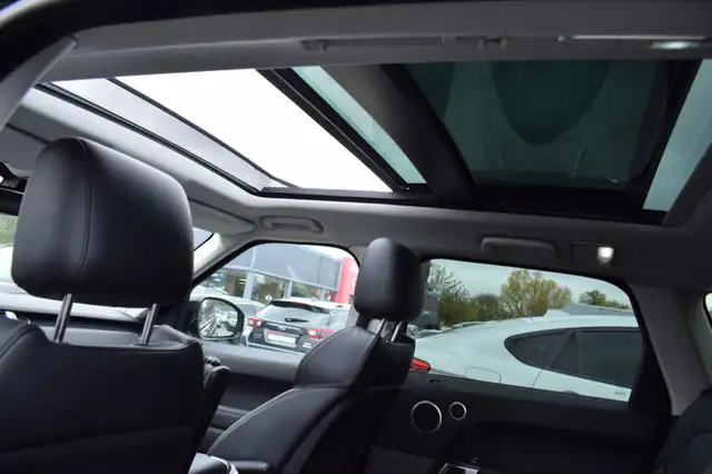 Land Rover Range Rover Sport view 5