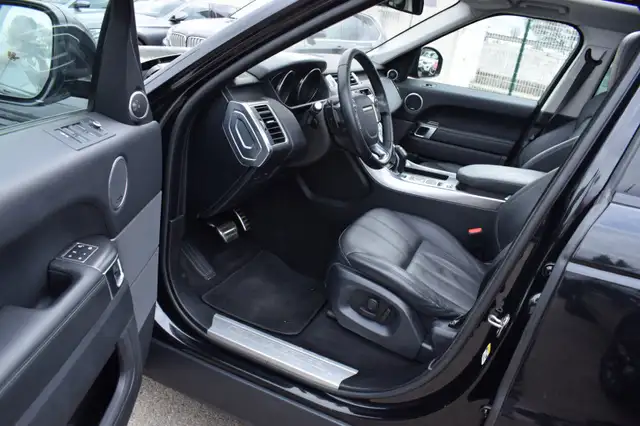 Land Rover Range Rover Sport view 15
