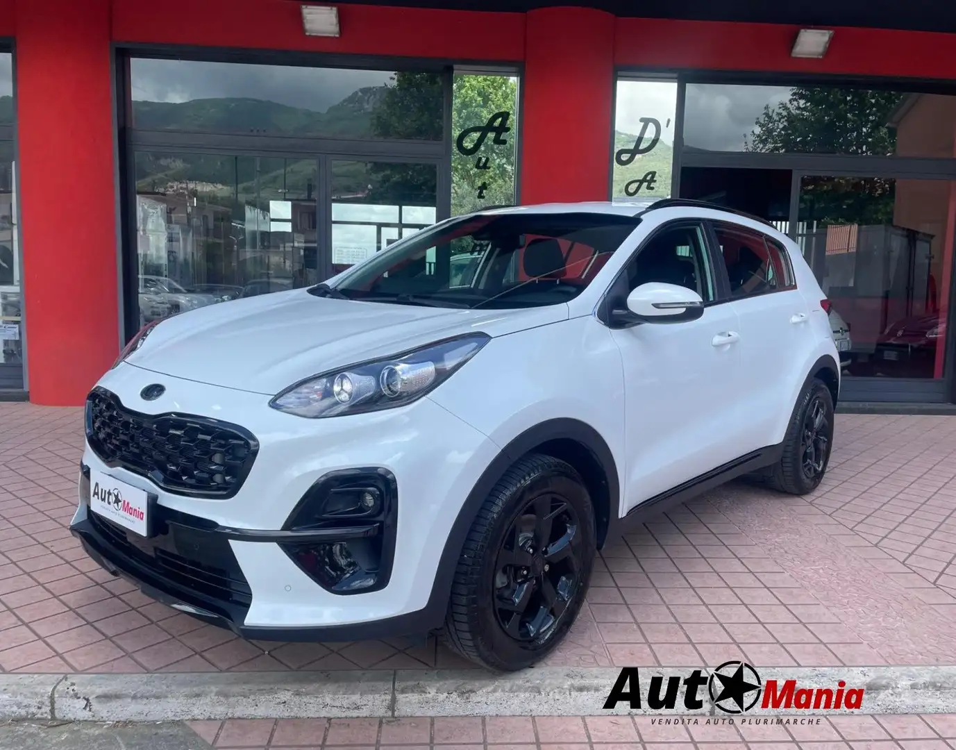 Kia Sportage 1.6 crdi mhev Black Edition 2wd 136cv Blanc - 1