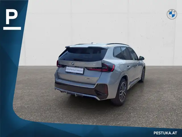 BMW X1 view 4