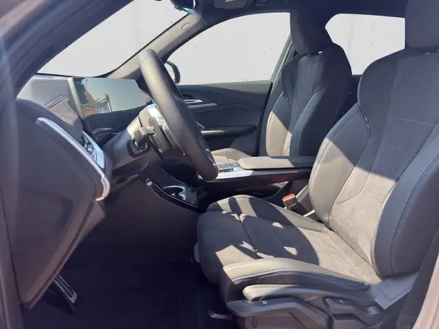BMW X1 view 8
