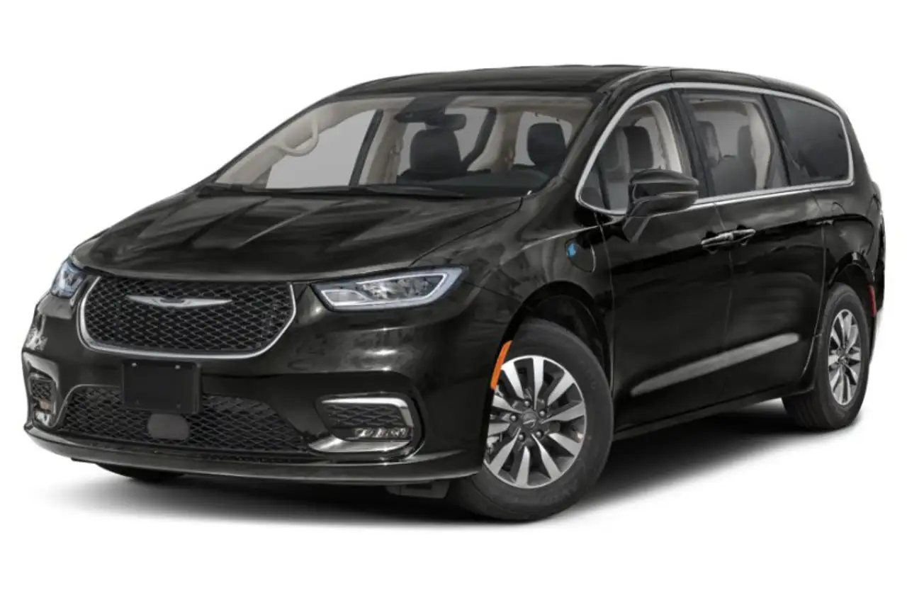 Chrysler Pacifica photo Chrysler Pacifica