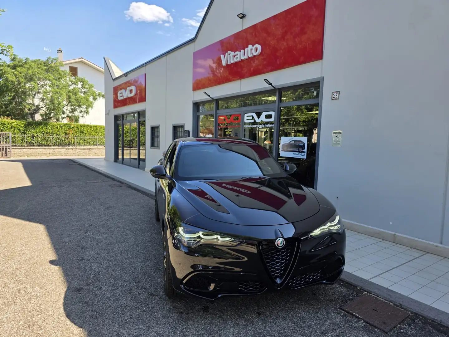 Alfa Romeo Stelvio Stelvio 2.2 t Veloce Q4 210cv auto Nero - 2