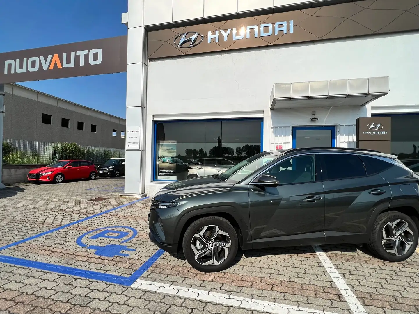 Hyundai TUCSON 1.6 hev Exellence Gar. Hyundai 07/2027 Grau - 2