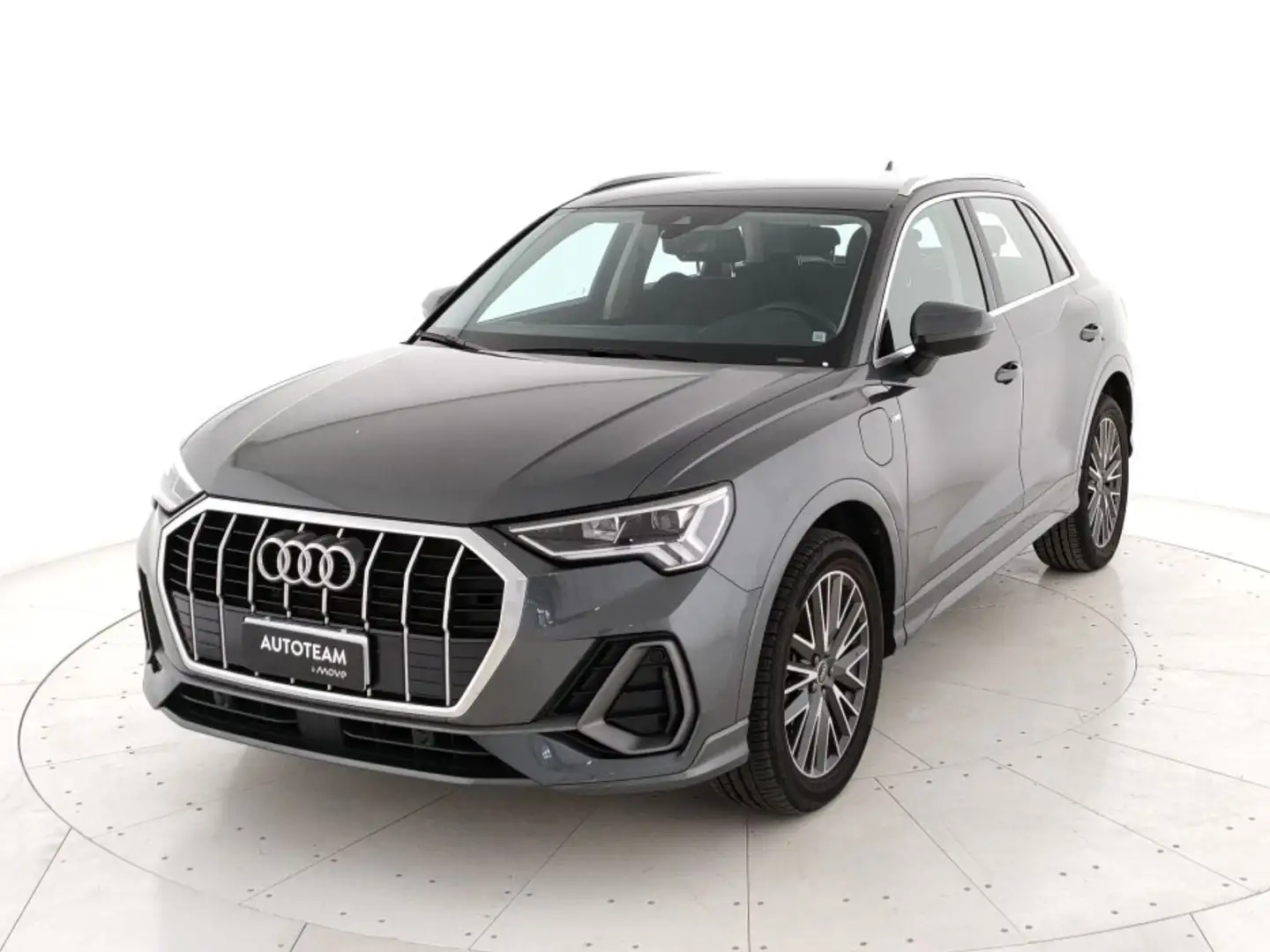 Audi Q3 45 1.4 tfsi e S Line Edition s-tronic Grigio - 1