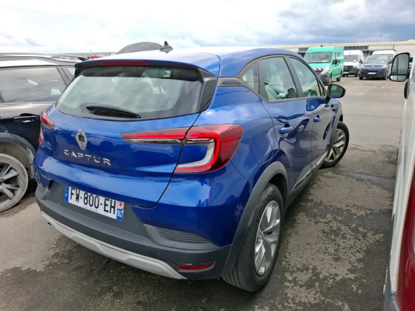 Renault Captur 1.5 BLUE DCI 115CH BUSINESS EDC Bleu - 2