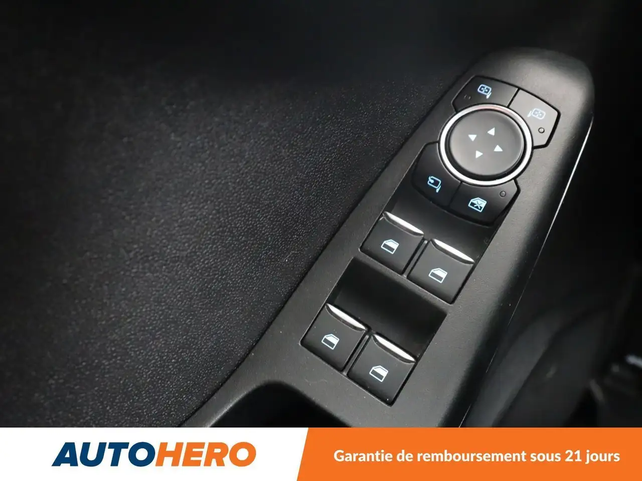 Ford Fiesta 5 portes — photo 25